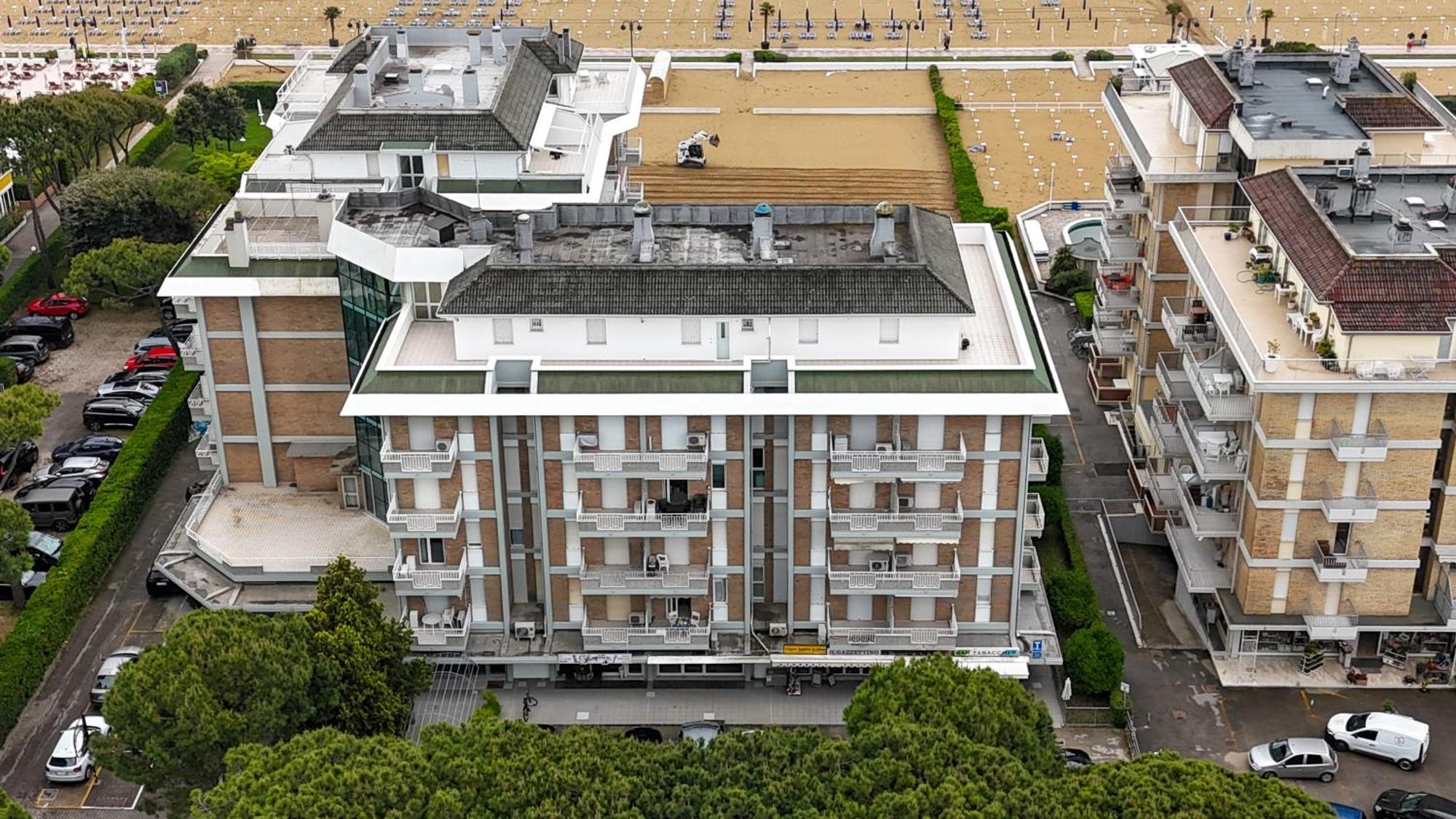 Jesolo Beach! Fronte Mare - Piscina Park E Posto Spiaggia Inclusi Lido di Jesolo Exterior foto